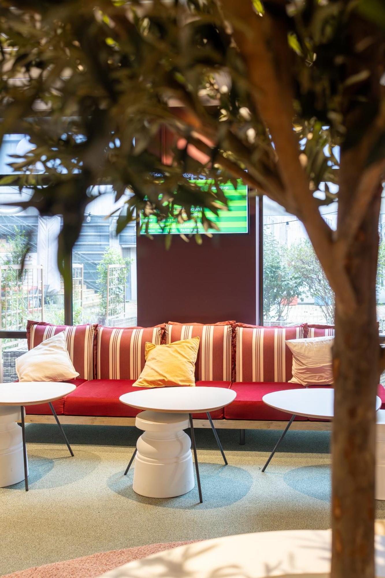 Ibis Lille Centre Gares Hotel Ngoại thất bức ảnh