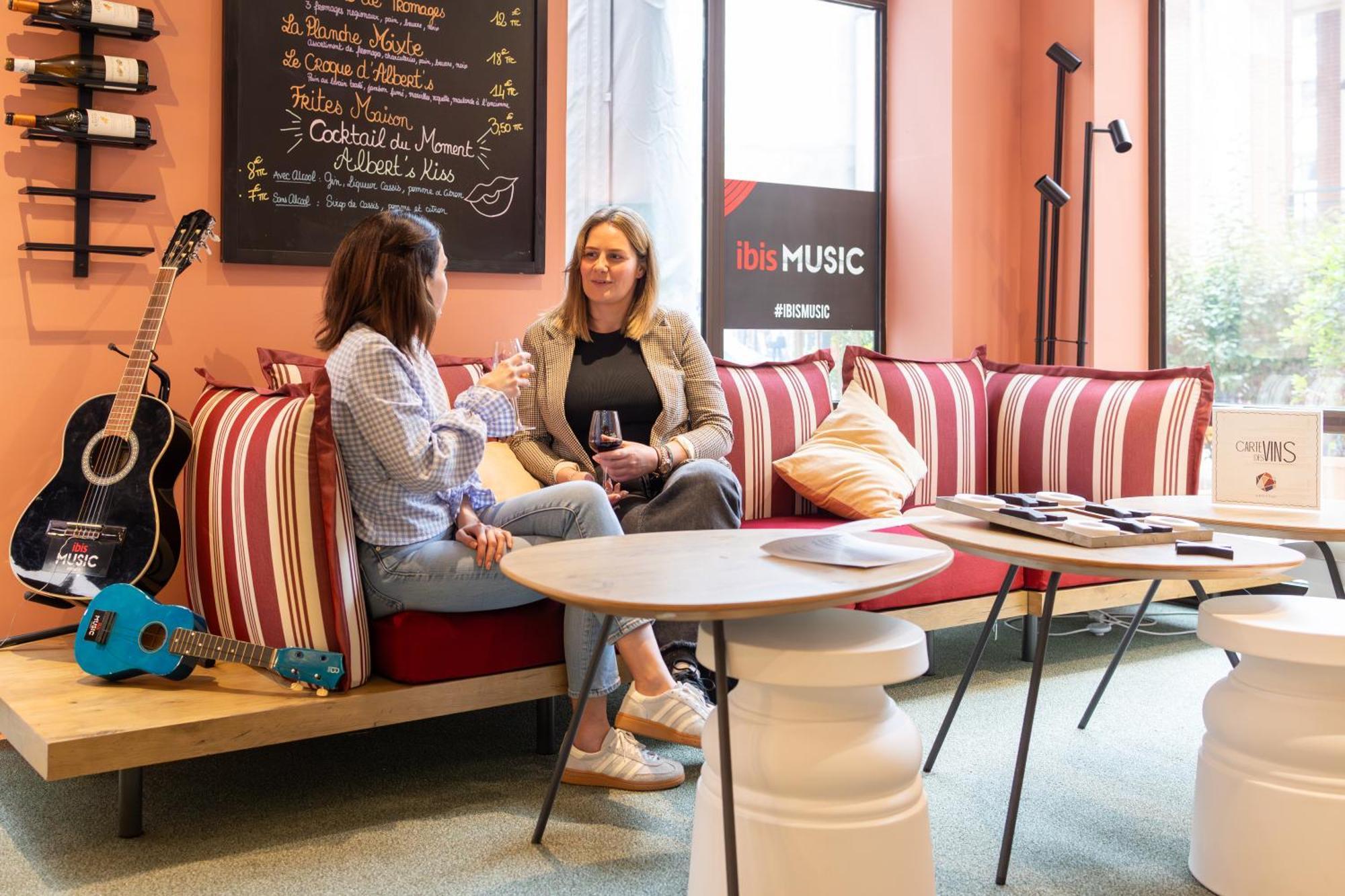Ibis Lille Centre Gares Hotel Ngoại thất bức ảnh
