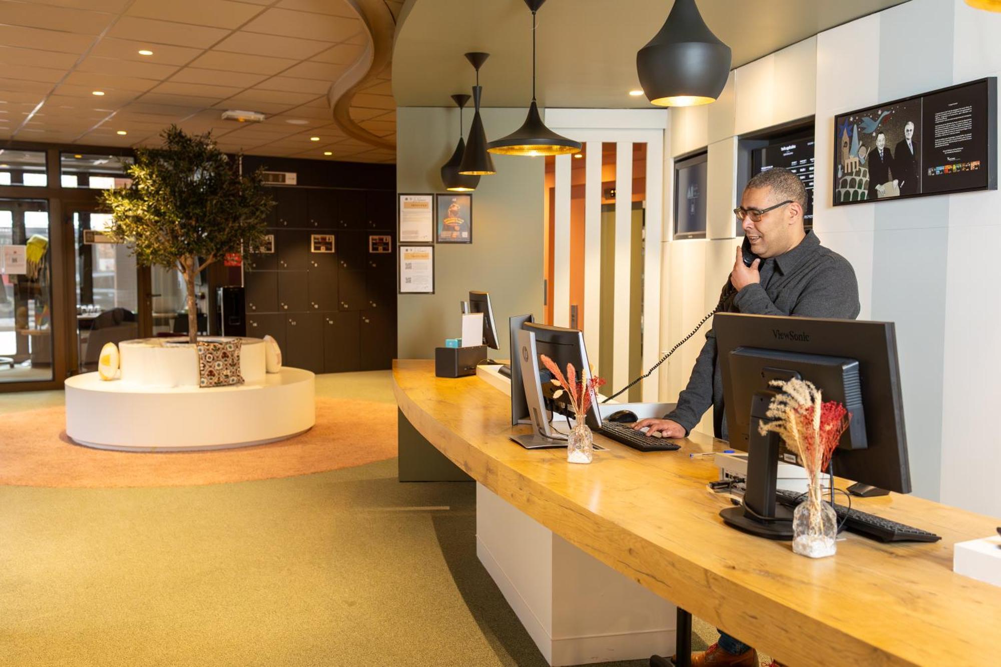 Ibis Lille Centre Gares Hotel Ngoại thất bức ảnh