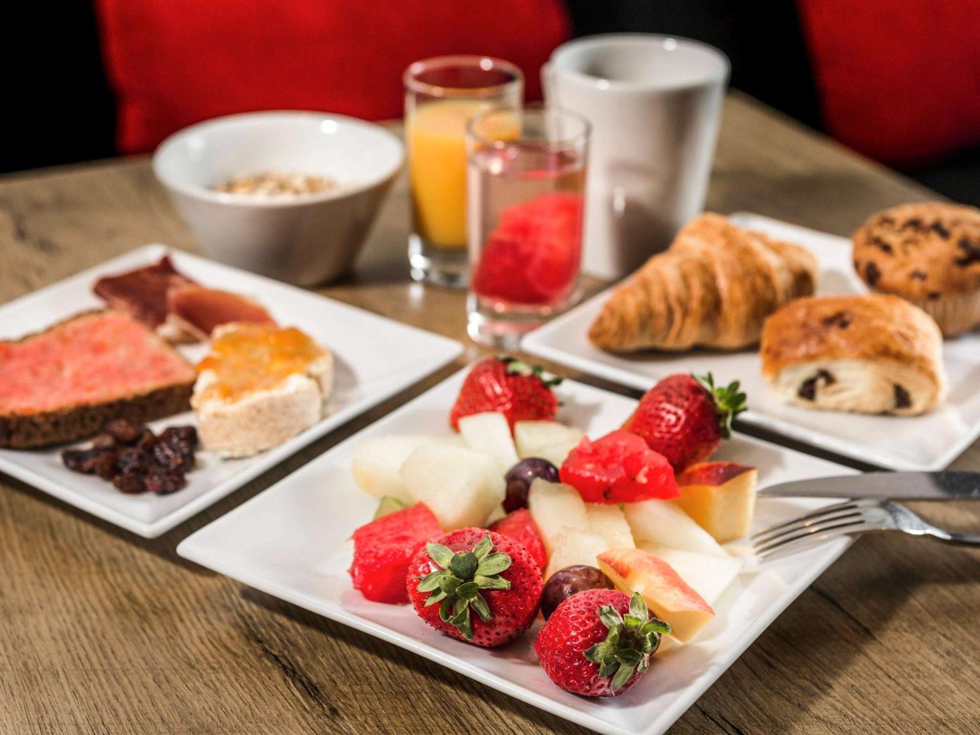 Ibis Lille Centre Gares Hotel Ngoại thất bức ảnh