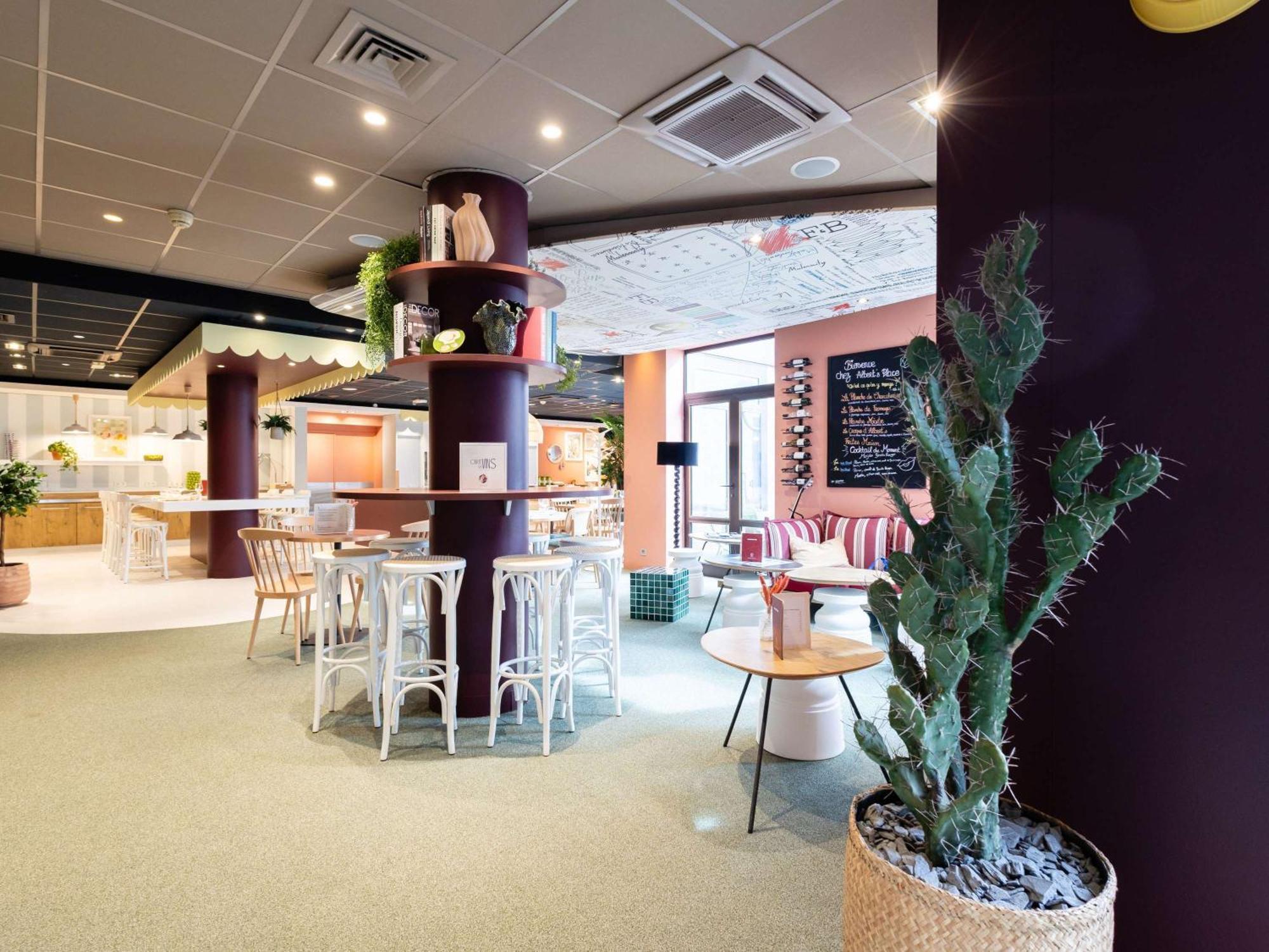 Ibis Lille Centre Gares Hotel Ngoại thất bức ảnh